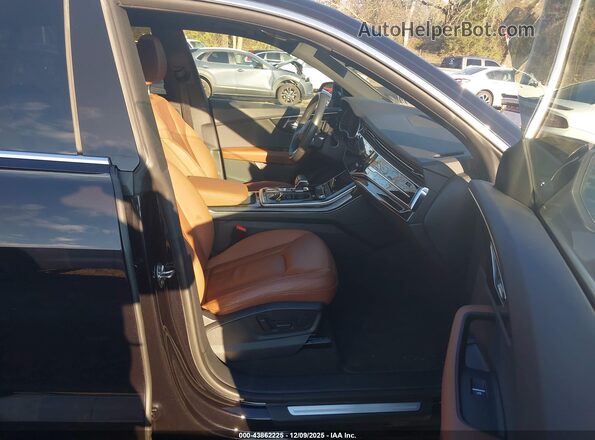 WA1AVAF18KD017310 2019 AUDI Q8 Black Front interior view