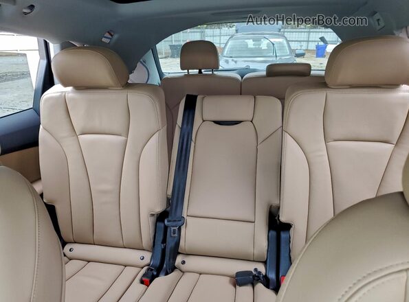 WA1AXBF71PD010419 2023 AUDI Q7 White უკანა სავარძლების ხედი