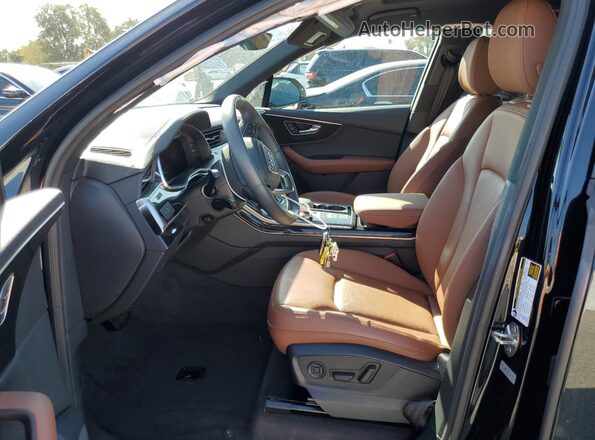 WA1AXBF79PD011849 2023 AUDI Q7 Black წინა სალონის ხედი