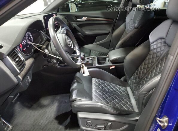WA1B4AFY0N2023946 2022 AUDI SQ5 Blue Вид салону спереду