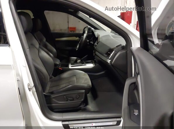 WA1B4AFY2L2061966 2020 AUDI SQ5 White Вид салону спереду