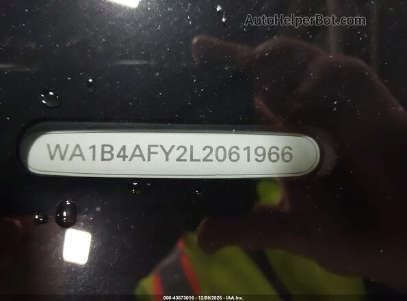 WA1B4AFY2L2061966 2020 AUDI SQ5 White Вид підкапотного простору