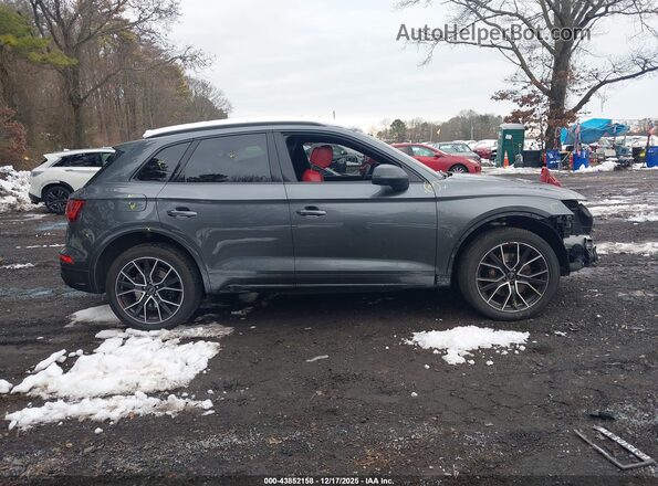 WA1B4AFY3R2112626 2024 AUDI SQ5 Gray Vista interior trasera