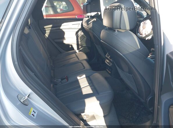 WA1B4AFY4N2037526 2022 AUDI SQ5 Silver Widok naklejki z numerem VIN