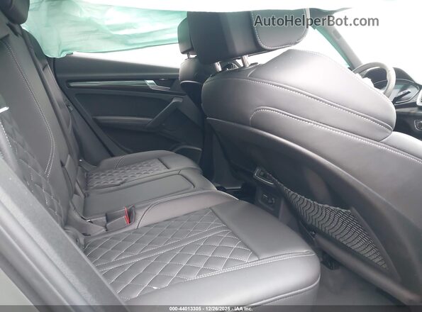 WA1B4AFY4P2164246 2023 AUDI SQ5 Серый 
