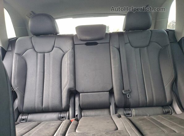WA1BAAFY0M2109538 2021 AUDI Q5 Black Widok tylnych siedzeń