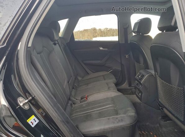 WA1BAAFY0M2109538 2021 AUDI Q5 Black Widok wnętrza z tyłu