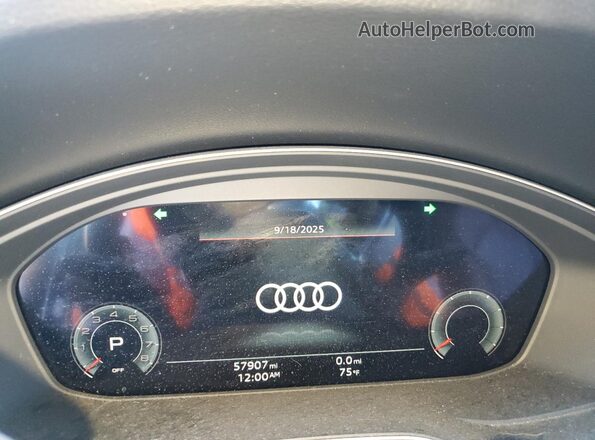 WA1BAAFY5M2108143 2021 AUDI Q5 Blue Widok zestawu wskaźników