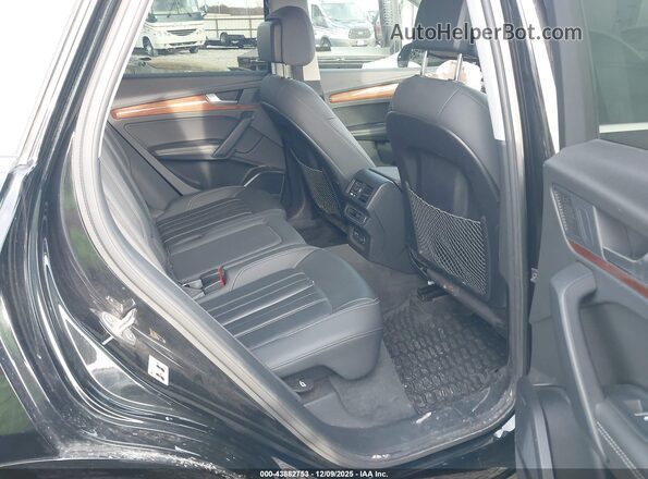 WA1BBAFY8N2106367 2022 AUDI Q5 Black Вид наклейки з VIN-кодом