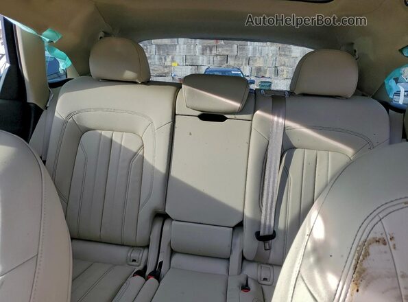 WA1BBAFYXN2135059 2022 AUDI Q5 White უკანა სავარძლების ხედი