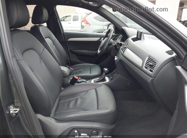WA1BCCFS2JR029551 2018 AUDI Q3 Gray 