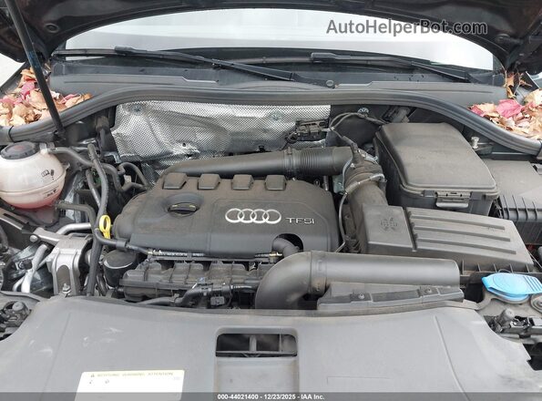 WA1BCCFS2JR029551 2018 AUDI Q3 Gray 