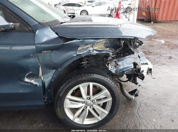 WA1BCCFSXJR002999 2018 AUDI Q3 Light Blue 