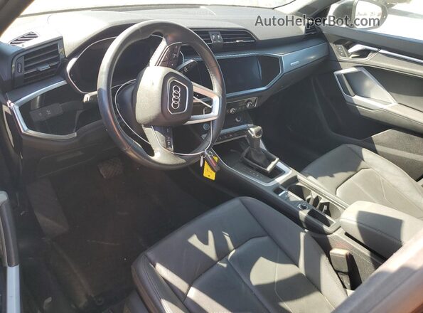 WA1BECF35L1113660 2020 AUDI Q3 Black Вид панелі приладів