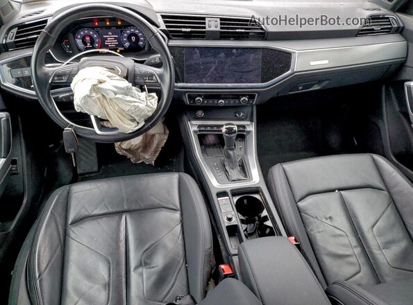 WA1BECF38K1087151 2019 AUDI Q3 Серый Вид панели приборов