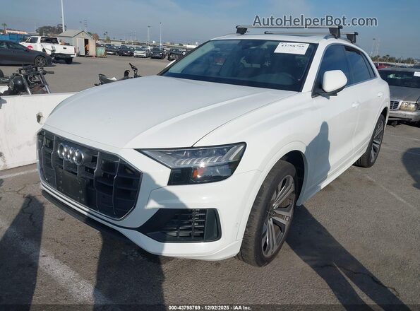 WA1BVAF11MD040077 2021 AUDI Q8 Белый Передняя левая четверть