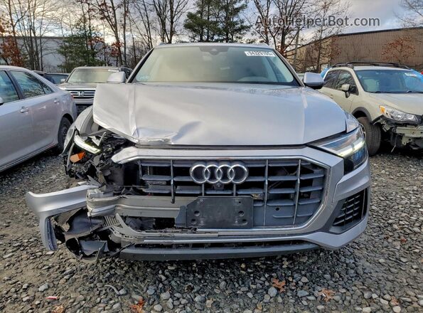 WA1BVAF14KD026865 2019 AUDI Q8 Silver Vista frontal