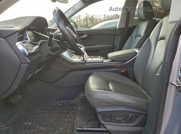 WA1BVAF14KD026865 2019 AUDI Q8 Silver Vista interior delantera