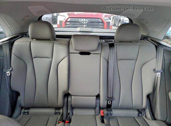 WA1BVAF14KD026865 2019 AUDI Q8 Silver Vista de los asientos traseros