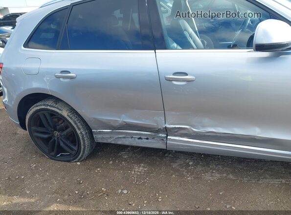 WA1C2AFP7HA078180 2017 AUDI Q5 Silver Front view
