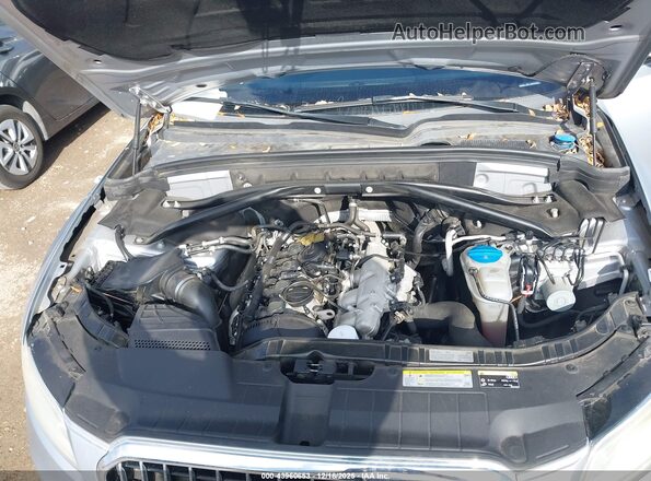 WA1C2AFP7HA078180 2017 AUDI Q5 Silver Rear view