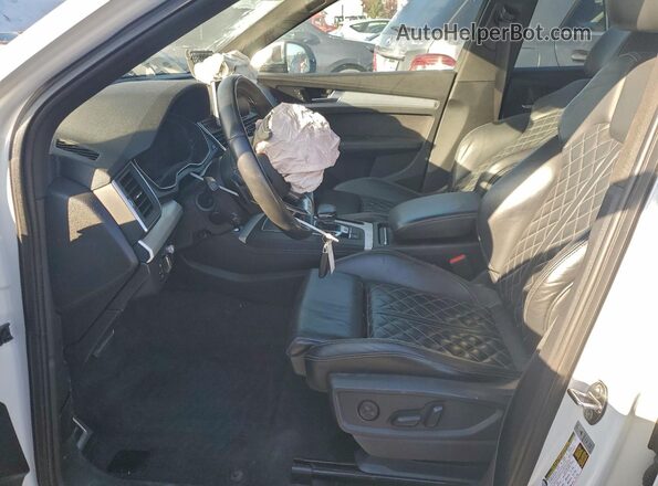 WA1C4AFY2K2095022 2019 AUDI SQ5 Белый Вид салона спереди