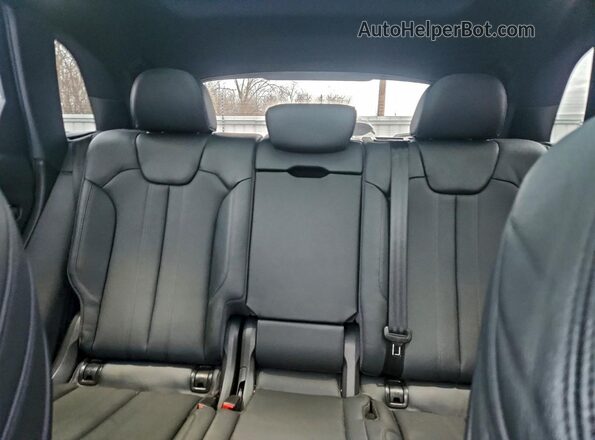 WA1C4AFY6J2027949 2018 AUDI SQ5 White Вид задніх сидінь