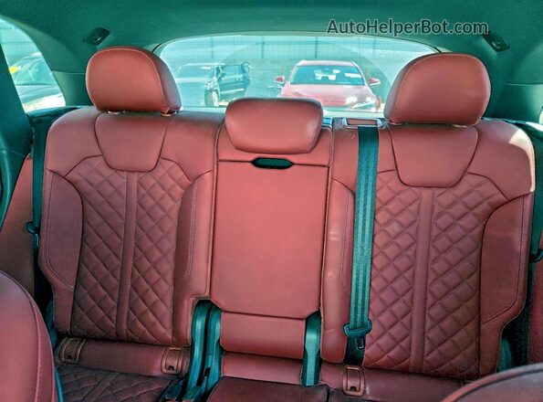 WA1C4AFYXR2013760 2024 AUDI SQ5 Белый Вид задних сидений