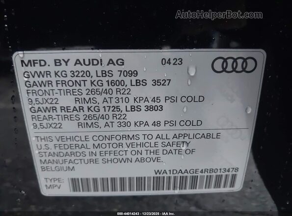 WA1DAAGE4RB013478 2024 AUDI Q8 E-TRON Black Widok komory silnika