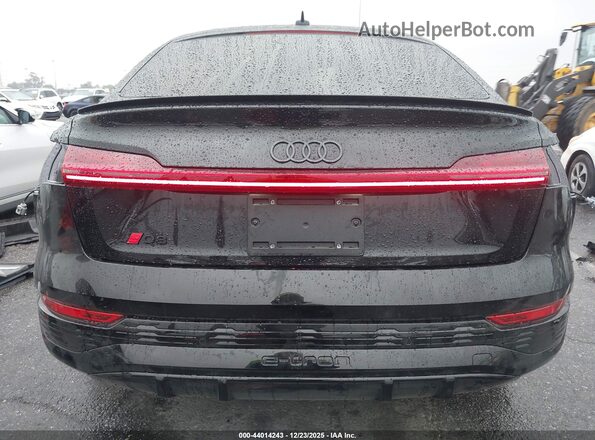 WA1DAAGE4RB013478 2024 AUDI Q8 E-TRON Black 