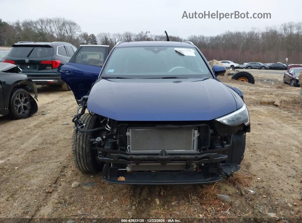 WA1DECF31N1086792 2022 AUDI Q3 Blue Widok wnętrza z tyłu