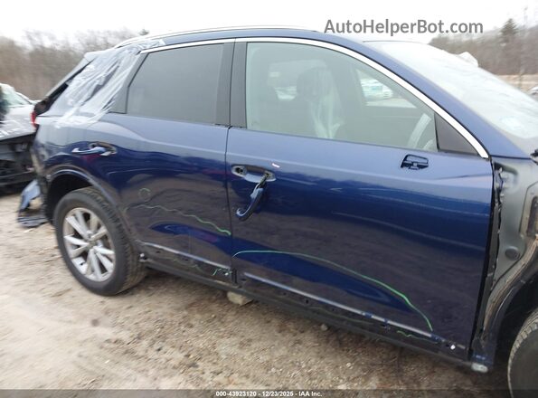 WA1DECF31N1086792 2022 AUDI Q3 Blue Widok wnętrza 360 stopni