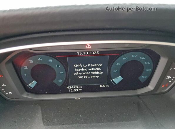 WA1DECF32R1056741 2024 AUDI Q3 Black ხელსაწყოთა პანელის ხედი