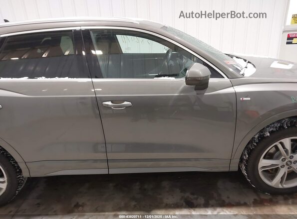 WA1DECF33M1039195 2021 AUDI Q3 Серый Вид задней части салона