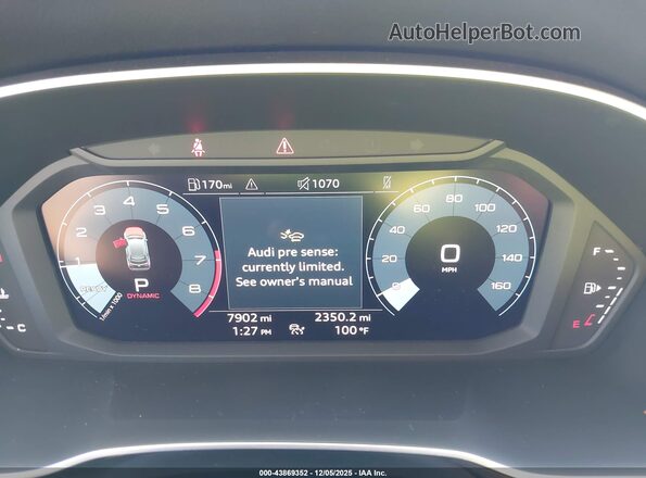 WA1DECF34R1168747 2024 AUDI Q3 Black 