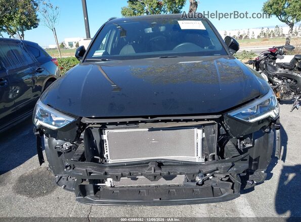 WA1DECF34R1168747 2024 AUDI Q3 Black 