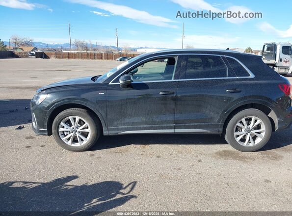 WA1DECF36S1013963 2025 AUDI Q3 Black Widok wnętrza 360 stopni