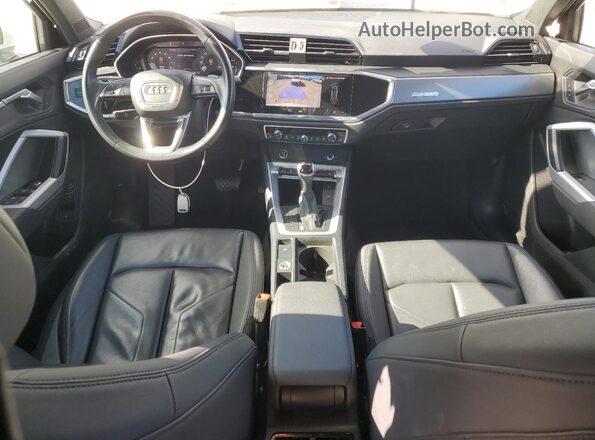 WA1DECF37P1107325 2023 AUDI Q3 White Dashboard view