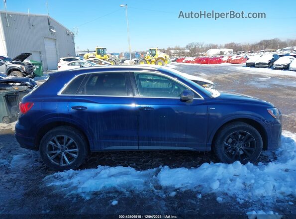 WA1DECF38N1125913 2022 AUDI Q3 Blue Vista interior trasera