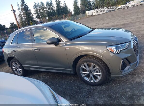 WA1DECF39R1123187 2024 AUDI Q3 Gray Սալոնի հետևի տեսք