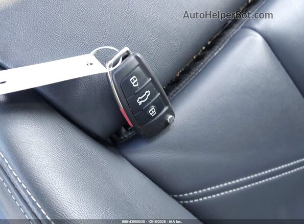 WA1DECF39R1135355 2024 AUDI Q3 Black წინა პანელის ხედი