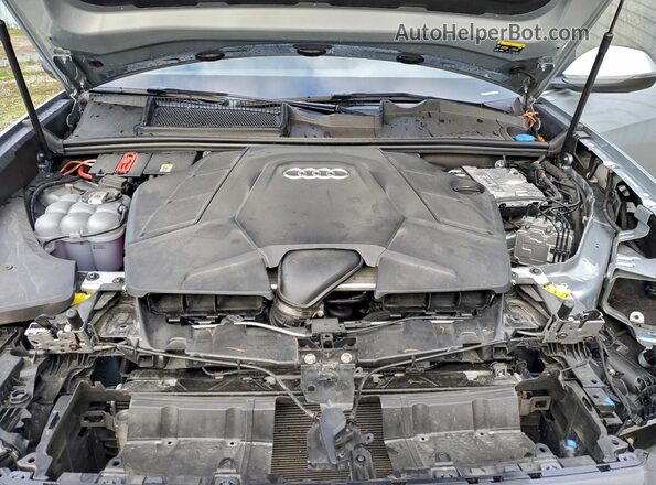 WA1DVBF1XSD036444 2025 AUDI Q8 Silver Widok wnętrza z tyłu