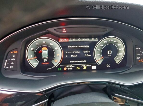 WA1DVBF1XSD036444 2025 AUDI Q8 Silver Widok zestawu wskaźników