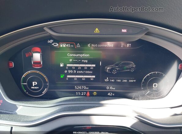 WA1E2AFY0L2080101 2020 AUDI Q5 Black Widok tylnych siedzeń