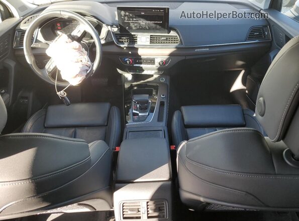 WA1E2AFY4N2084753 2022 AUDI Q5 White Vista del salpicadero
