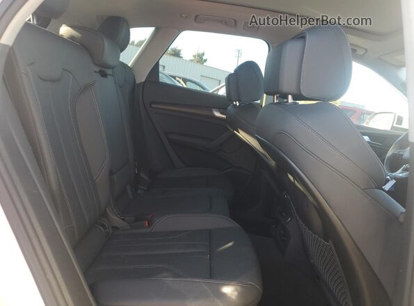 WA1E2AFY6R2070732 2024 AUDI Q5 Белый Вид задней части салона