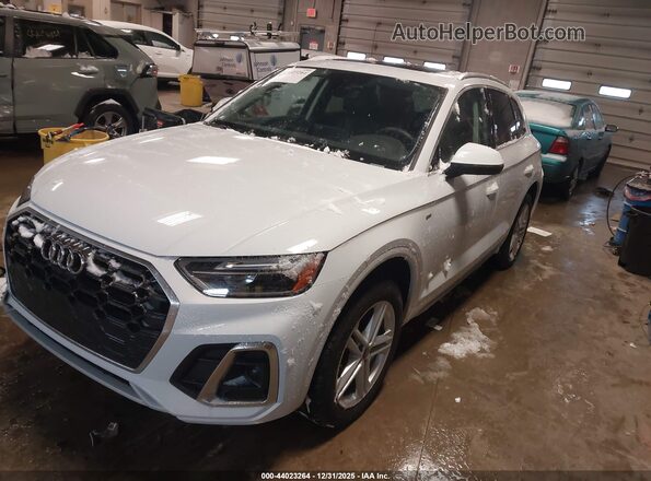 WA1E2AFY8R2145205 2024 AUDI Q5 White 