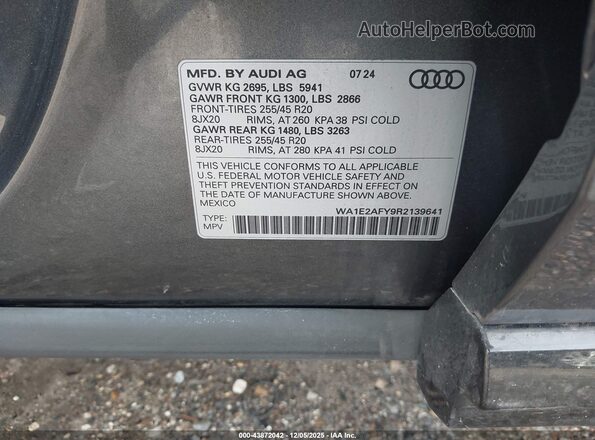WA1E2AFY9R2139641 2024 AUDI Q5 Gray Vista del compartimento del motor
