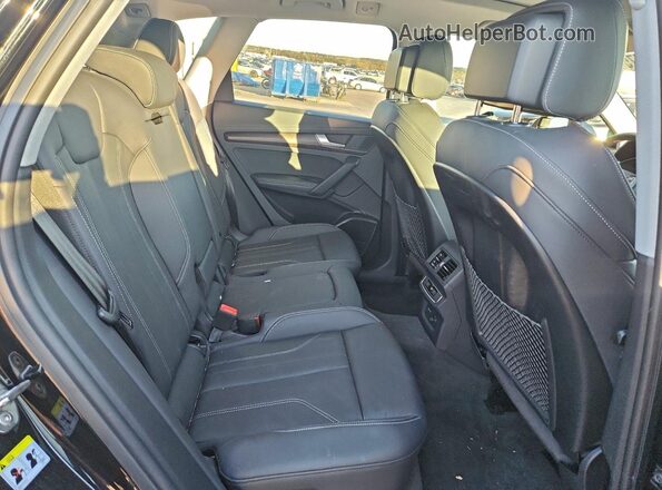 WA1E2AFY9R2144306 2024 AUDI Q5 Black Vista interior trasera