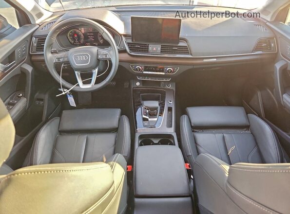 WA1E2AFY9R2144306 2024 AUDI Q5 Black Vista del salpicadero